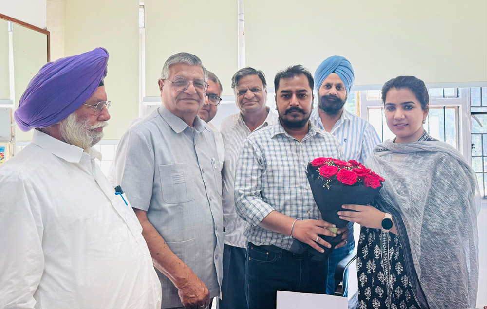 रिची डकाला के नेतृत्व में आढ़तियों ने डीएफएससी को परेशानियां बताईं